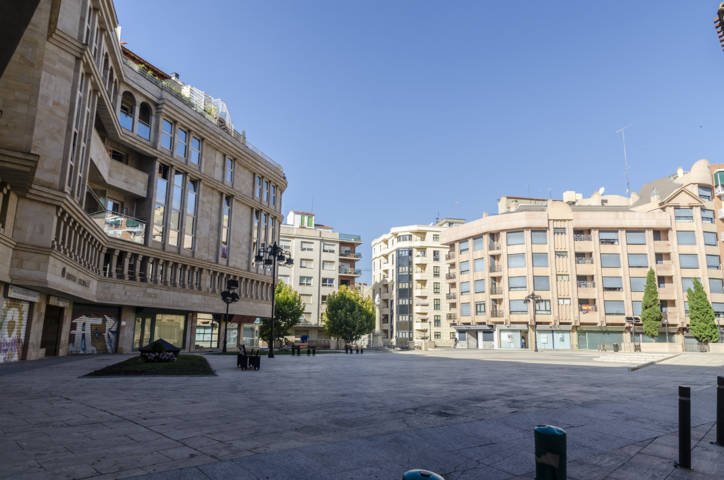 Albacete 13 - plaza Virgen de Los Llanos.jpg